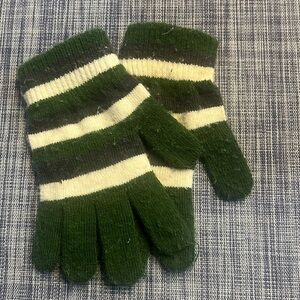 🚫♻️Green Gray White Knit Gloves